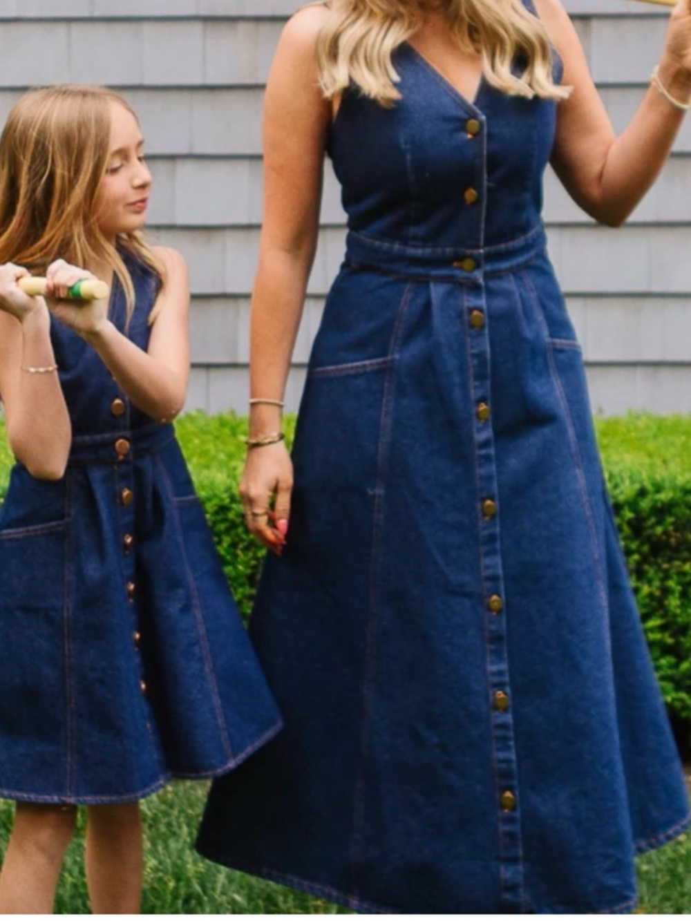Ivy City Co Navy Button-Front Midi Dress